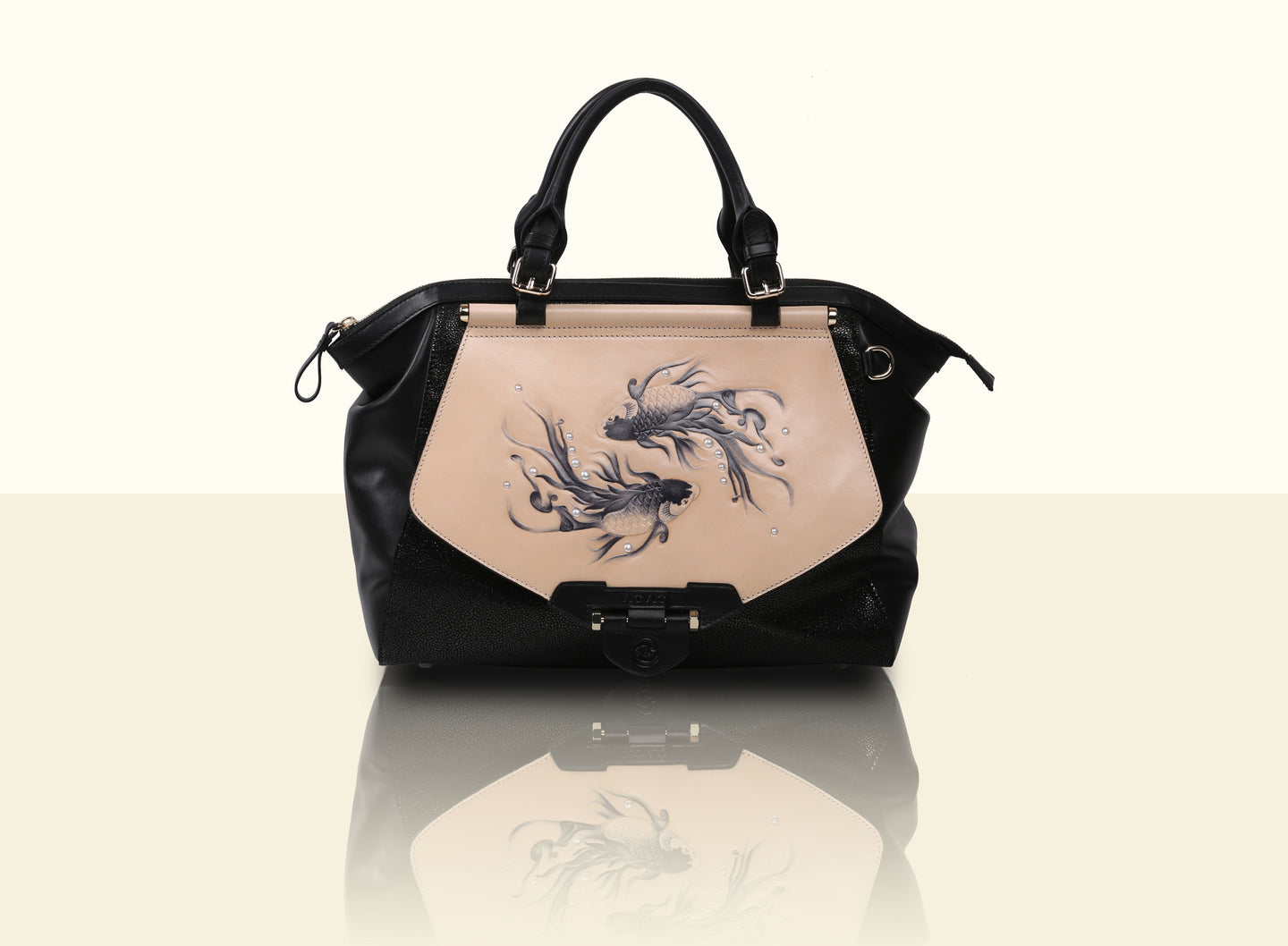 Shimmering Yu Top Handle - Black and Original