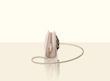 Preorder - Exquisite Fan Clutch - Creamy White and Black