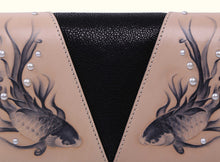 Shimmering Yu Clutch - Black and Original