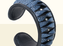 Preorder - Shimmering Yu Bracelet - Blue