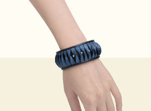 Preorder - Shimmering Yu Bracelet - Blue