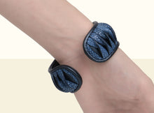 Preorder - Shimmering Yu Bracelet - Blue